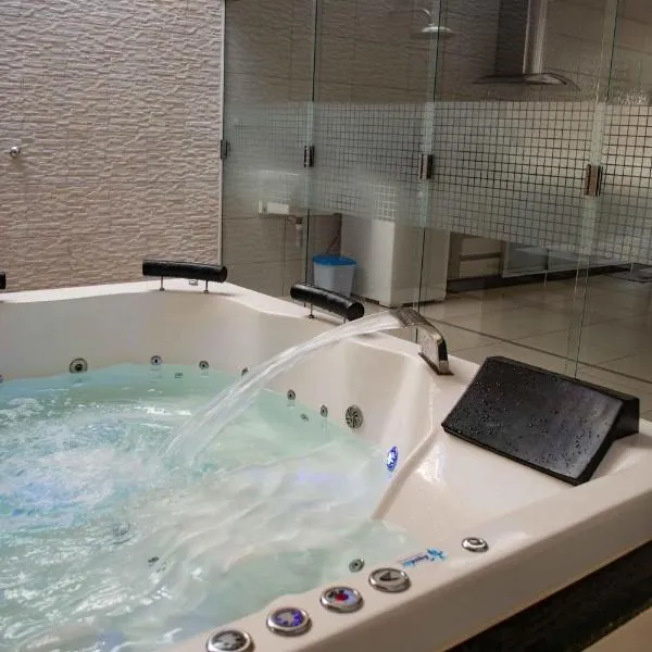 Casa com 2 quartos e banheira de Hidromassagem