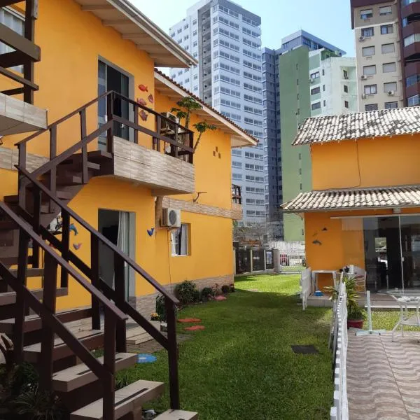 Cozinha Equipada em Apartamento para Alugar em Torres RS