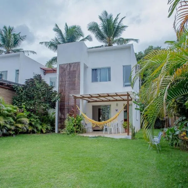 Casa em condominio com estacionamento 2 quartos 7 km da Vila de Praia do Forte