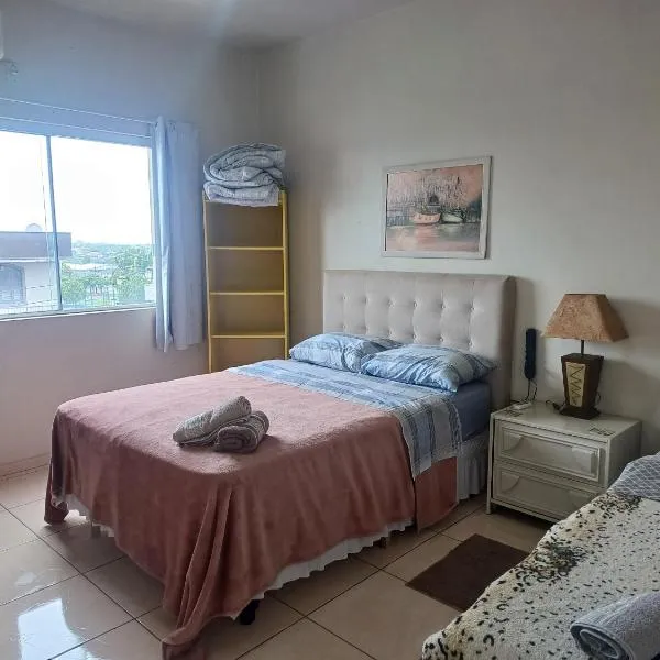 Apto de 2 quartos com 2 AR, garagem, no centro sul