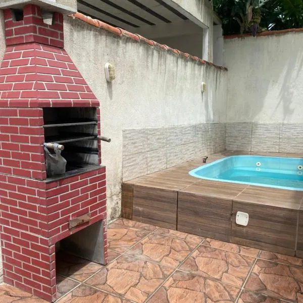 Casa com piscina e praia no fim da rua em Búzios