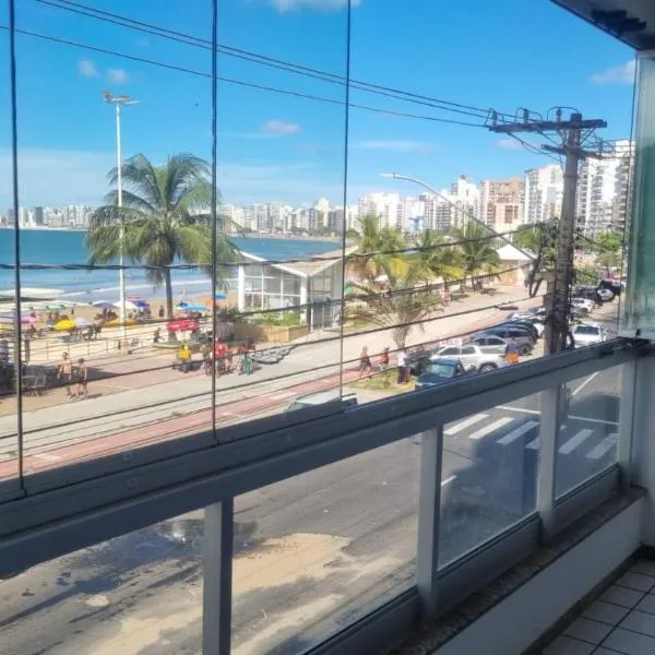 Apartamento na Avenida BEIRA MAR -PÉ NA AREIA -VISTA TOTAL PARA O MAR -ÚNICO SENSAÇÃO DE CASA TÉRREA A BEIRA MAR - COZINHA EQUIPADA -AIR FRYER -ÁREA DE CHURRASCO PRIVATIVA- TVS SMART- DISNEY PLUS E OUTROS-PRAIA IDEAL PARA CRIANÇAS-PET FRIENDLY